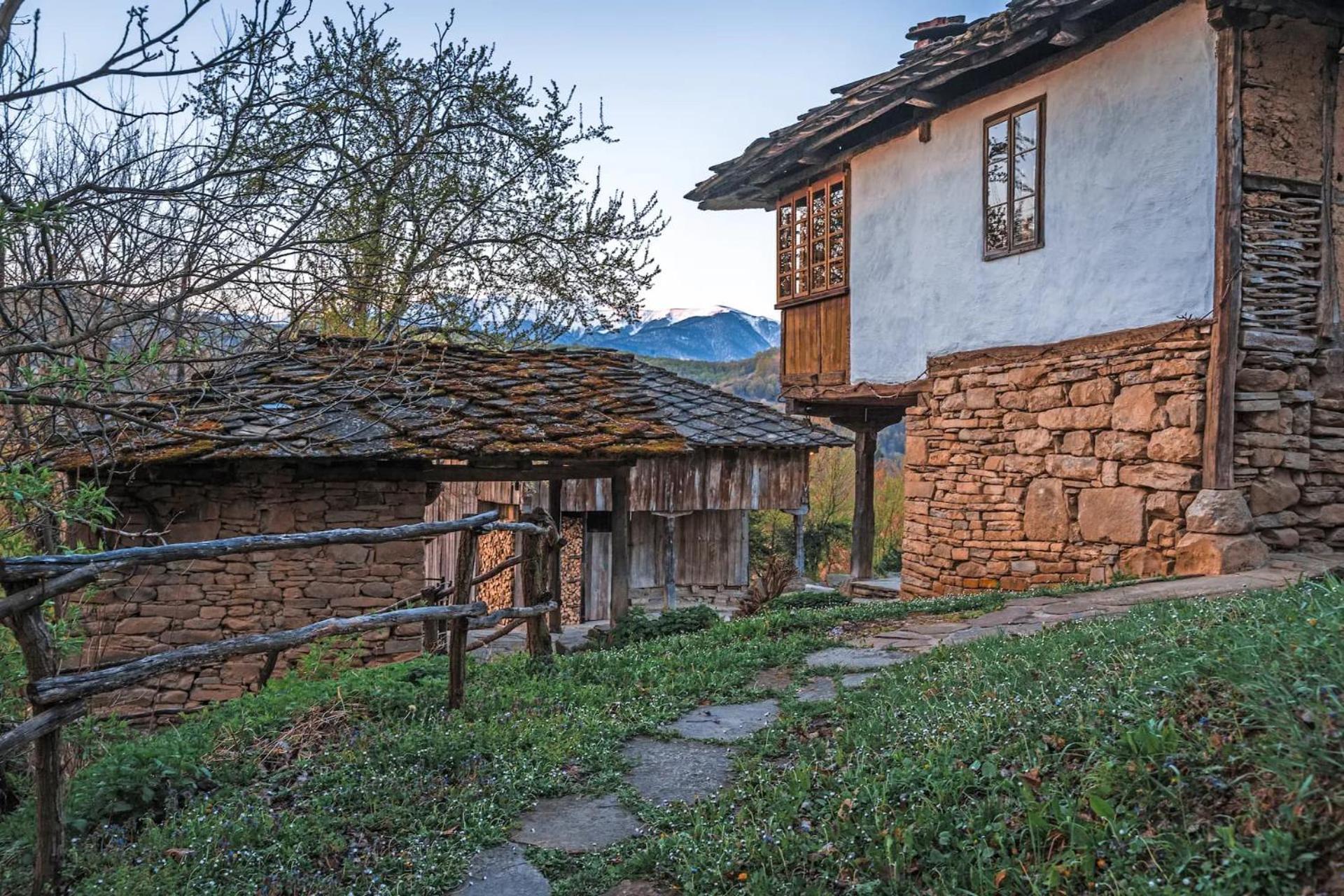 Authentic House With Stunning Mountain View - Karashka Villa Apriltsi  Luaran gambar